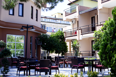 Aleria Belport Beach Resort