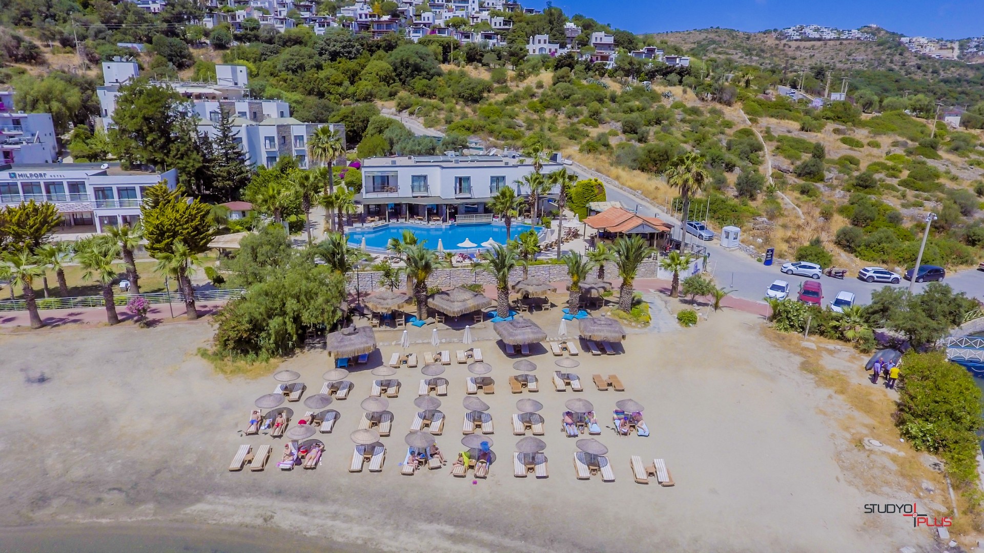 Costa 3 S Beach Hotel 