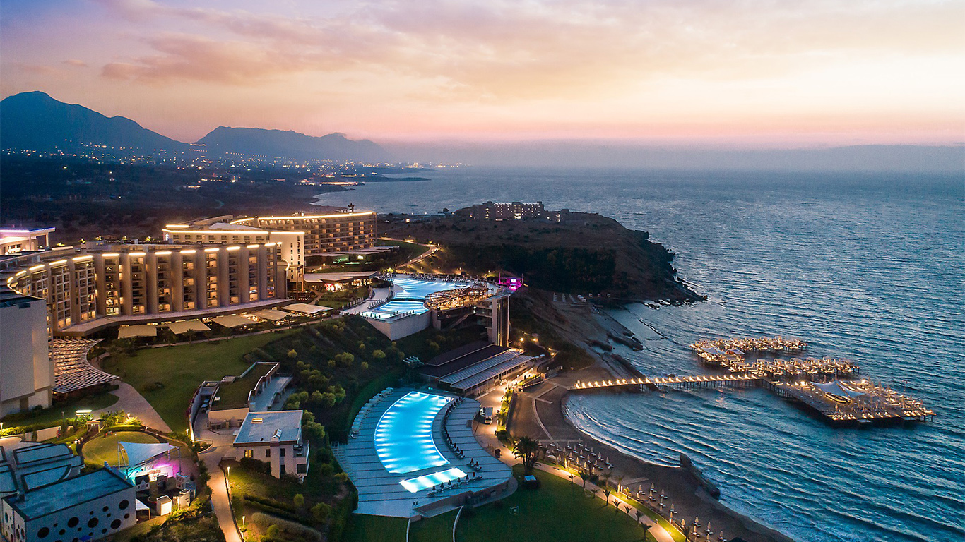 Elexus Hotel & Resort & Spa & Casino