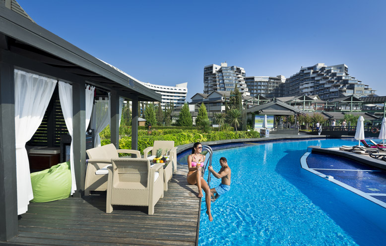 Limak Lara Deluxe Hotel & Resort