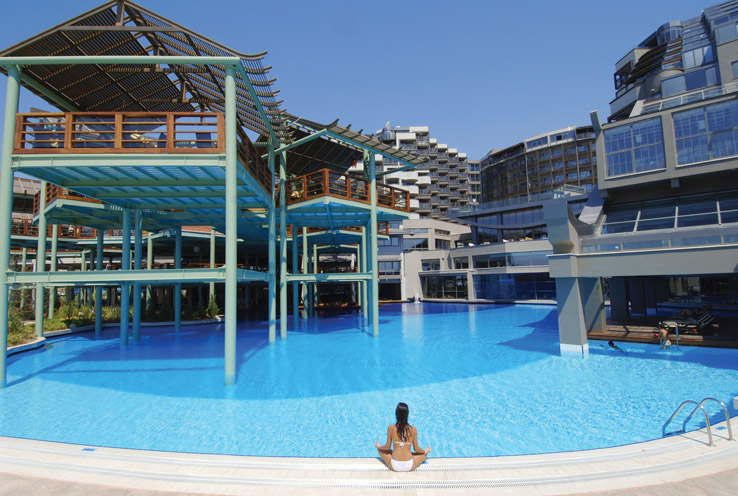 Limak Lara Deluxe Hotel & Resort