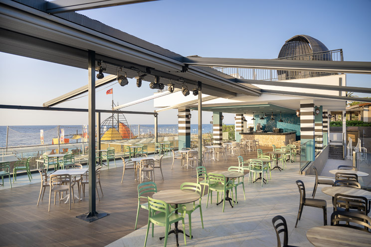 Sailor's Beach Club
