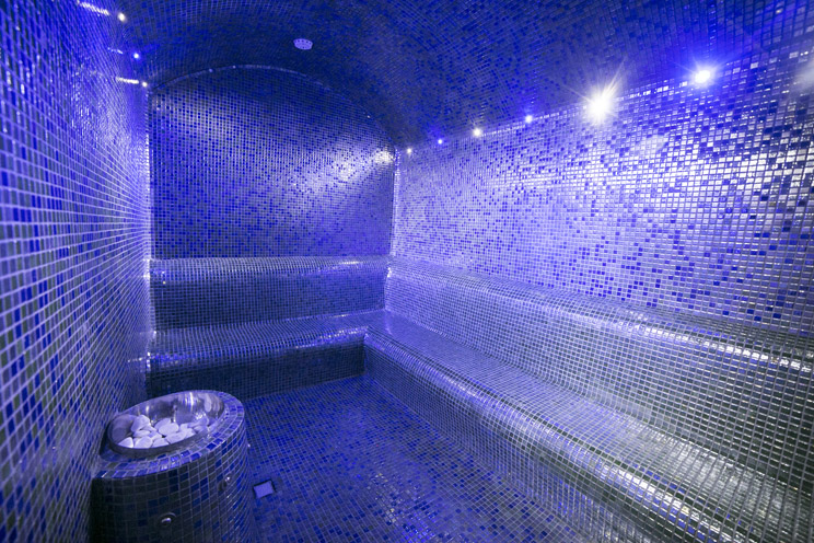 Sailor's Beach Club