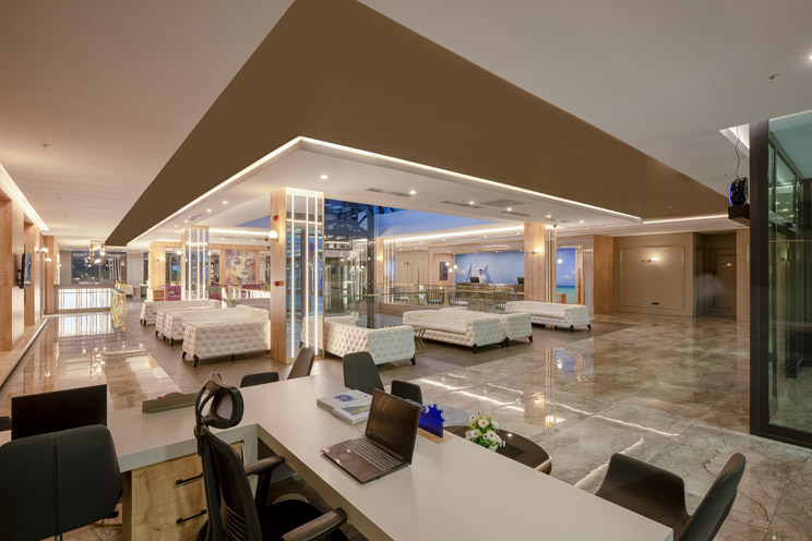 Sailor's Beach Club