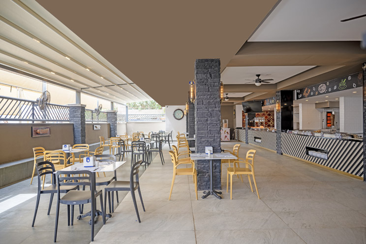 Sailor's Beach Club