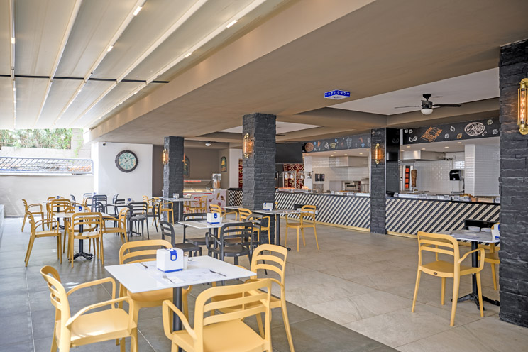 Sailor's Beach Club