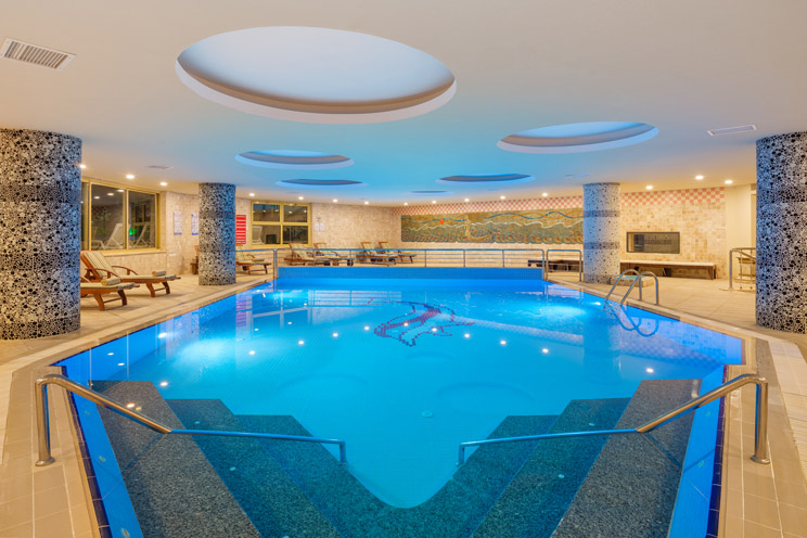 Aydınbey Famous Resort