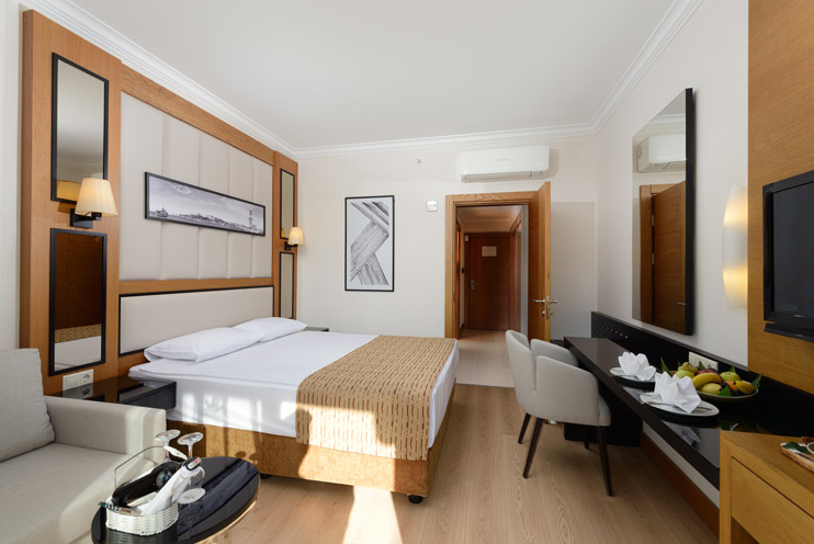 Aydınbey Famous Resort