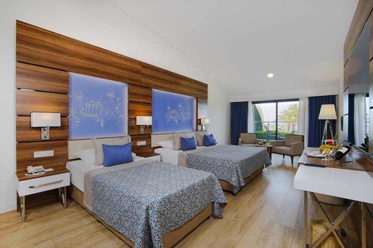 Limak Atlantis Deluxe Hotel & Resort