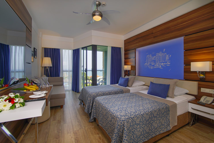Limak Atlantis Deluxe Hotel & Resort