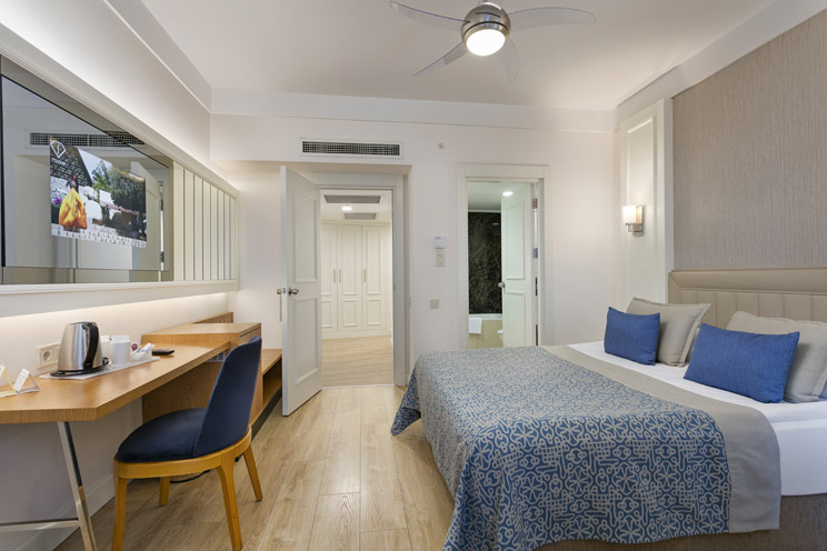 Limak Atlantis Deluxe Hotel & Resort