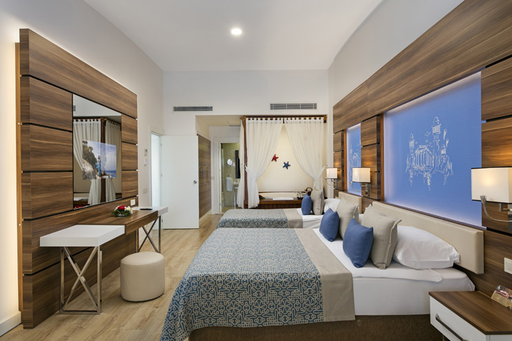 Limak Atlantis Deluxe Hotel & Resort