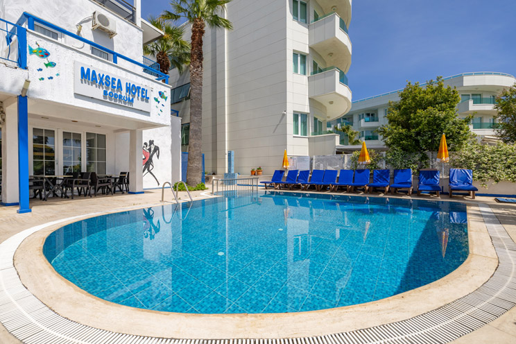 Maxsea Beach Hotel