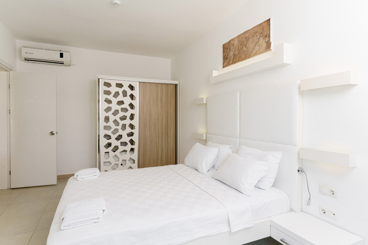 Costa Luvi Hotel & Suites
