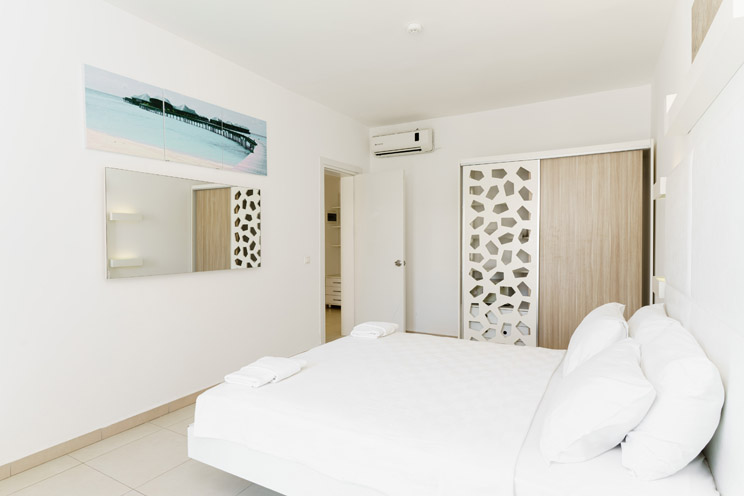 Costa Luvi Hotel & Suites