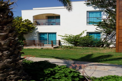 Costa Luvi Hotel & Suites